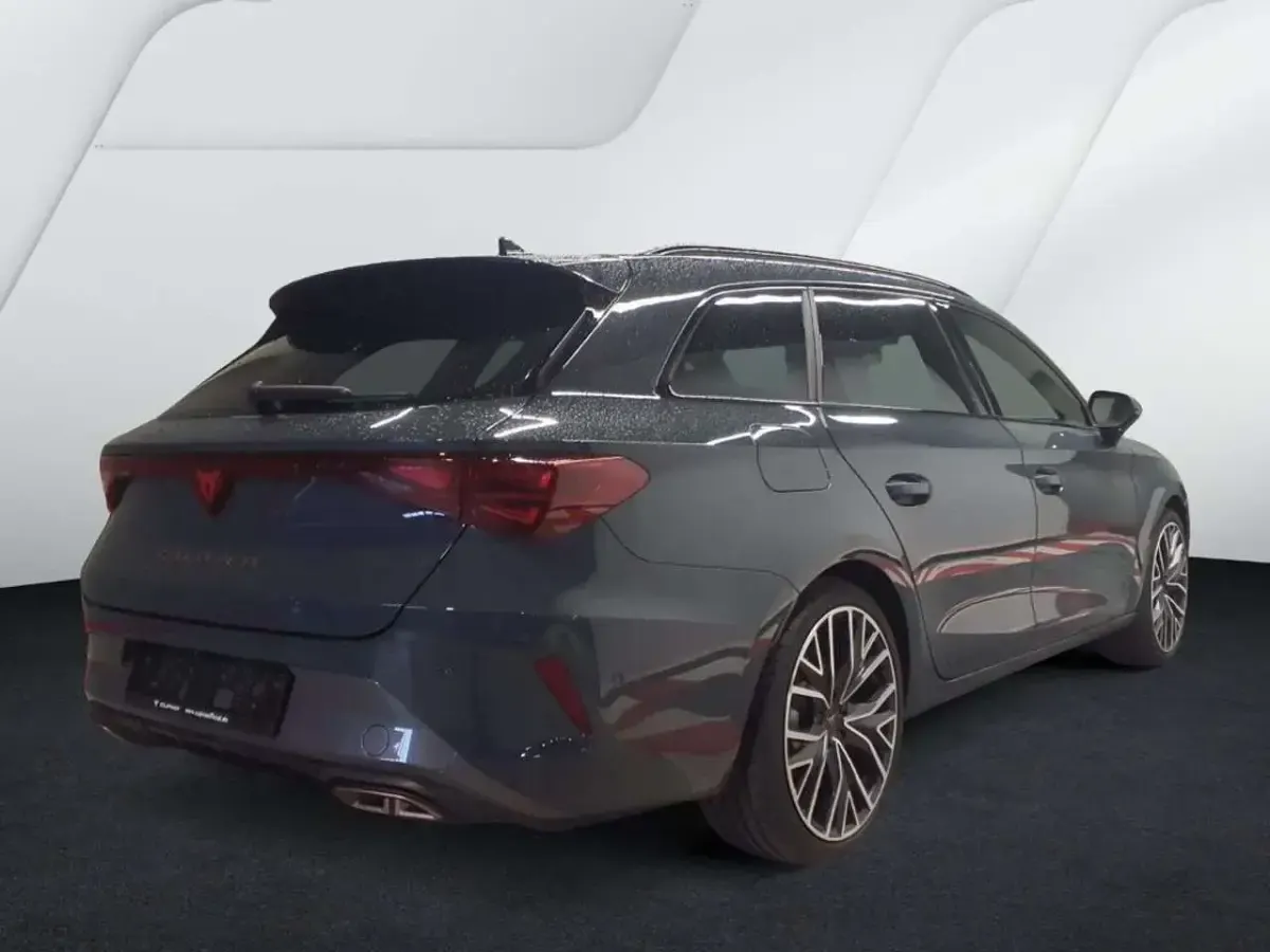 Gebraucht Cupra Leon VZ 272 PS (200 kW) 2025 Blau Limousine