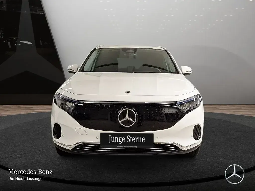 Gebraucht Mercedes EQA250+ Advanced 139 kW (190 PS) 2025 Weiß SUV