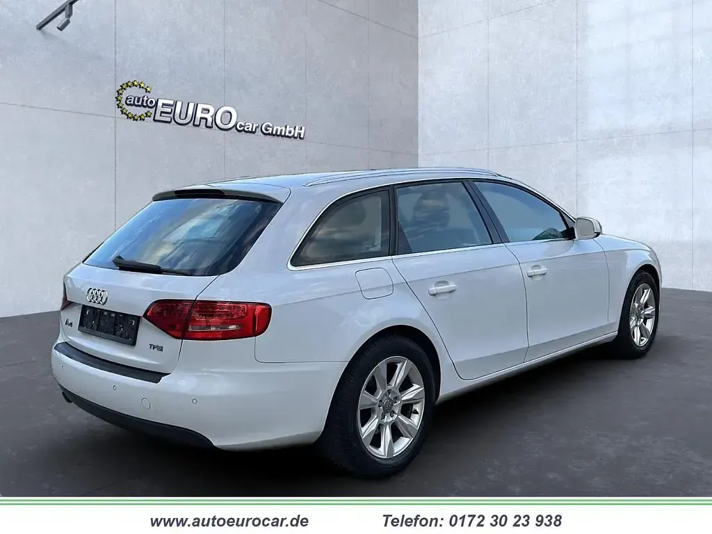 Gebraucht Audi A4 Ambition 120 PS (88 kW) 2011 Weiß Kombi
