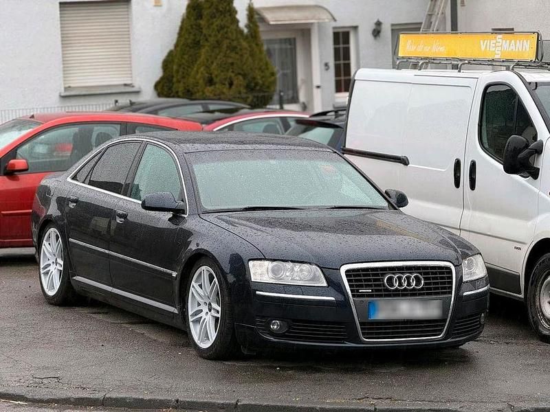 Second-hand Audi A8 Comfort 272 CP (200 kW) 2006 Albastru Berlinǎ