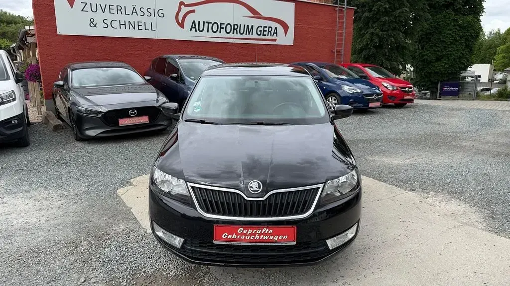 Gebraucht Skoda Rapid 105 PS (77 kW) 2013 Schwarz Kleinwagen