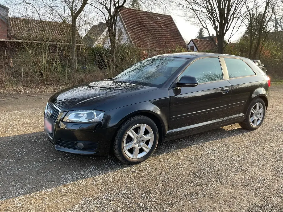 Second-hand Audi A3 102 CP (75 kW) 2009 Negru Hatchback
