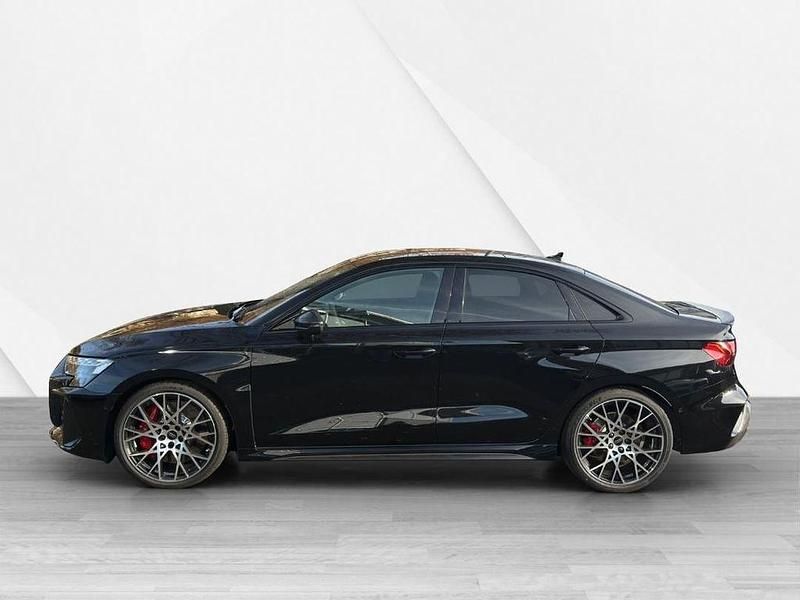 Gebraucht Audi RS3 Ambiente 400 PS (294 kW) 2025 Mythosschwarz metallic Limousine