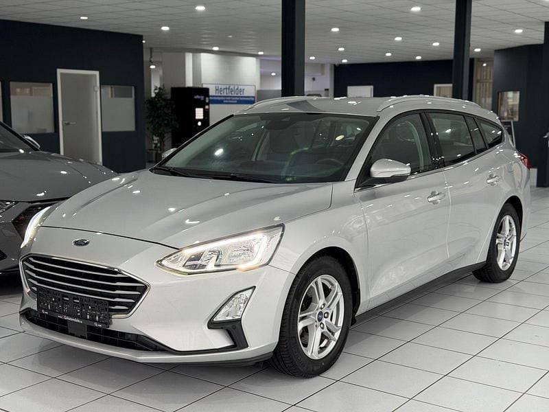 Silber Gebraucht 2019 Ford Focus Kombi | 13.990 € (Guter Preis) - Bild 1/4