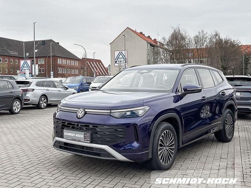 Gebraucht VW Tayron Life 150 PS (110 kW) 2025 Ultramarinblau (violett) SUV