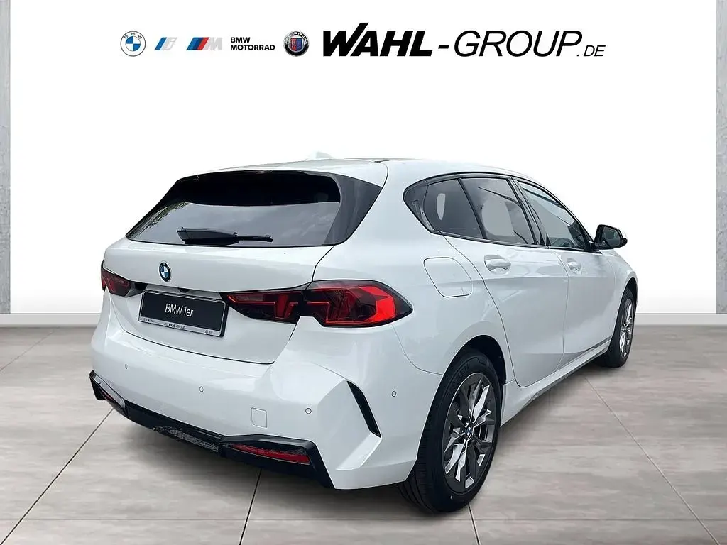 Neu BMW 120 Sport Line 170 PS (125 kW) 2026 Weiß Kleinwagen