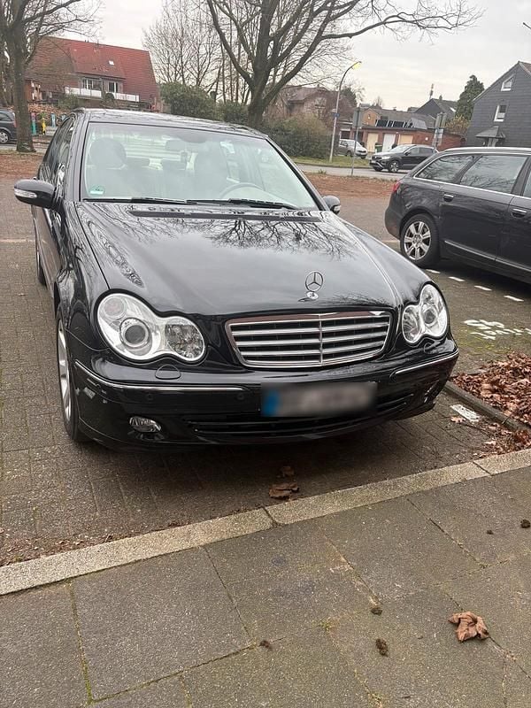 Gebraucht Mercedes C320 218 PS (160 kW) 2005 Schwarz Limousine