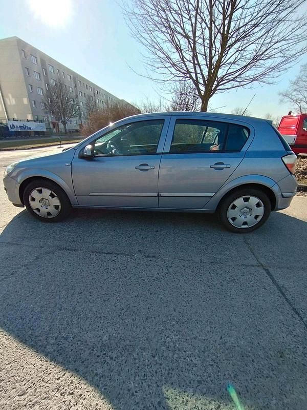 Gebraucht 2005 Opel Astra Kleinwagen | 2.000 € (Fairer Preis) - Bild 1/4