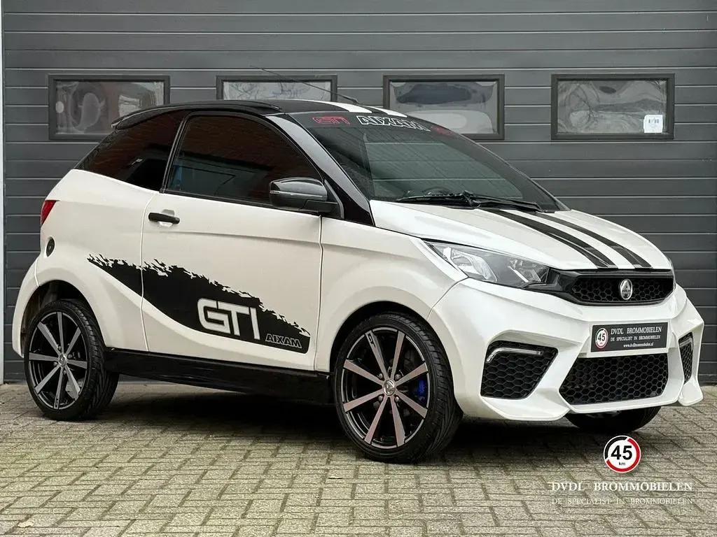 Käytetty Aixam Coupe GTI 2021 Valkoinen Coupe - kaksiovinen