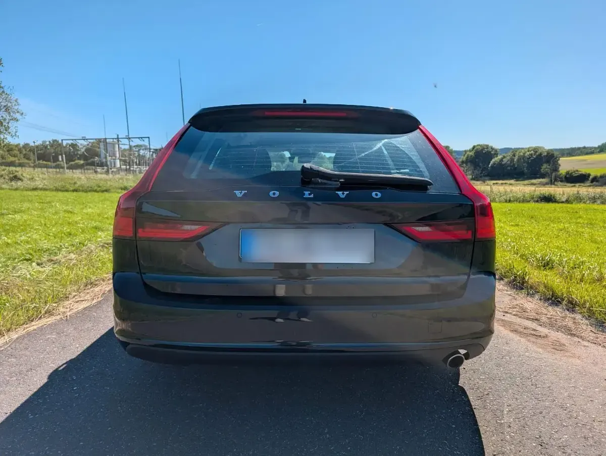 Gebraucht Volvo V90 150 PS (110 kW) 2018 Schwarz Kombi