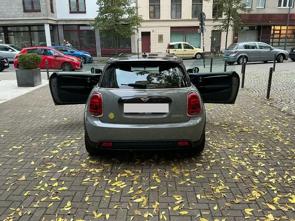 Brugt Mini Cooper SE 135 kW (184 HK) 2022 Grå Hatchback