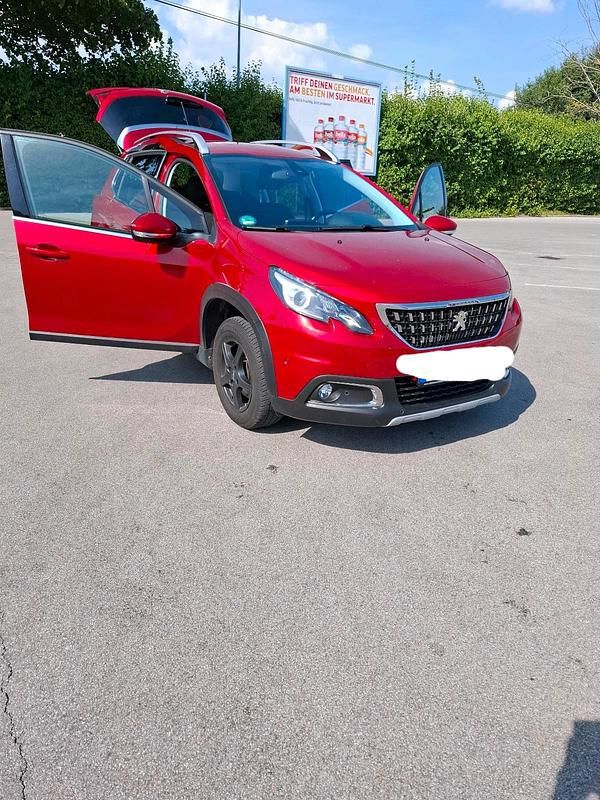 Rot Gebraucht 2017 Peugeot 2008 SUV | 10.000 € (Superpreis) - Bild 1/4