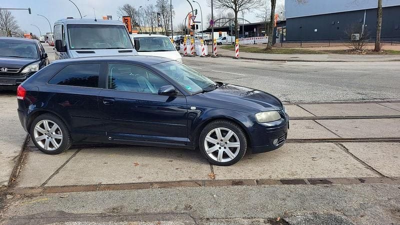 Gebraucht Audi A3 Ambiente 150 PS (110 kW) 2004 Blau Kleinwagen