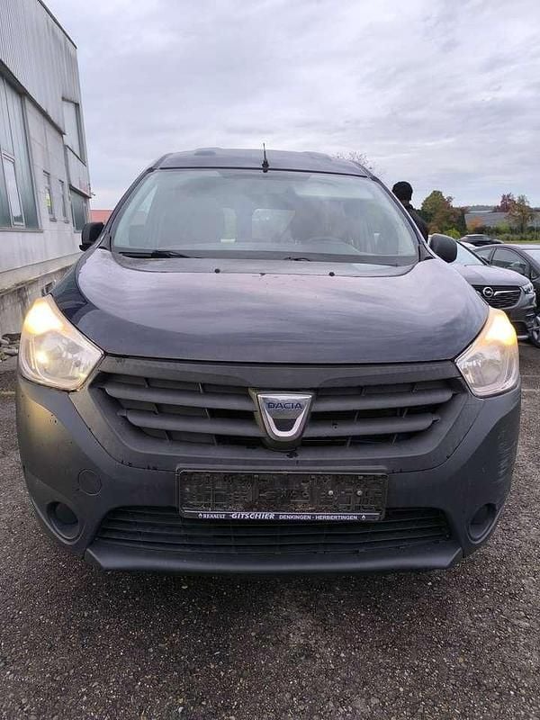 Blau marine Gebraucht 2013 Dacia Dokker Ambiance Van | 2.400 € (Superpreis) - Bild 1/4