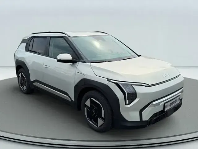 Neu Kia EV3 Earth 150 kW (204 PS) 2026 Silber SUV