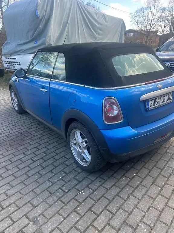 Gebraucht Mini One Cabriolet 98 PS (72 kW) 2011 Blau Cabrio