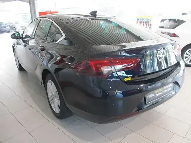 Gebraucht Opel Insignia Innovation 165 PS (121 kW) 2017 Blau Limousine