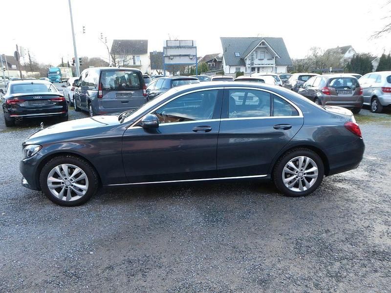 Gebraucht Mercedes C220 170 PS (125 kW) 2016 Grau Limousine