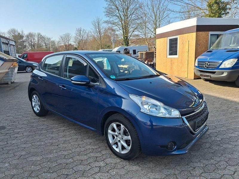 Gebraucht Peugeot 208 Active 68 PS (50 kW) 2014 Blau Kleinwagen