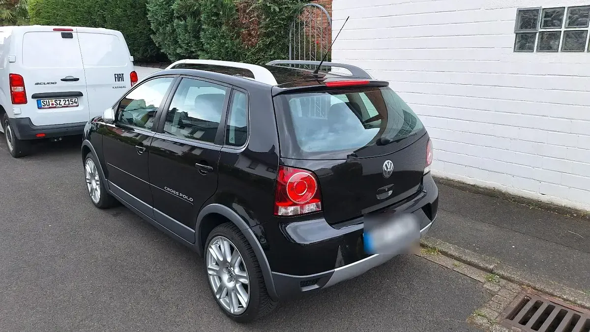 Gebraucht VW Polo Cross 80 PS (58 kW) 2006 Schwarz Kleinwagen