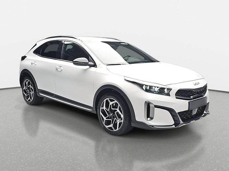 Neu Kia XCeed Spirit 179 PS (131 kW) 2025 Weiß SUV
