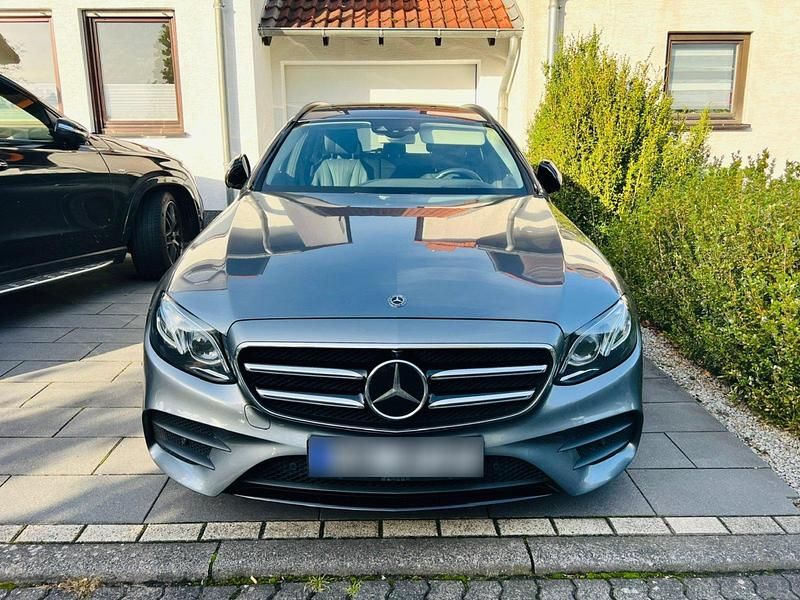 Gebraucht Mercedes E400 AMG 340 PS (250 kW) 2019 Grau Kombi