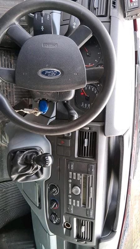 Gebraucht Ford Transit 115 PS (84 kW) 2010 Rot