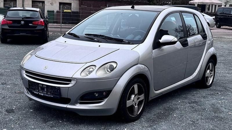 Silber Gebraucht 2004 Smart ForFour Basis Kleinwagen | 650 € (Superpreis) - Bild 1/4