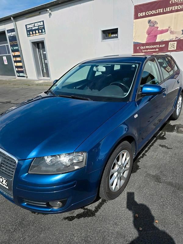 Blau Gebraucht 2005 Audi A3 Limousine | 3.400 € (Fairer Preis) - Bild 1/4