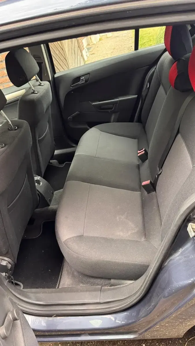 Gebraucht Opel Astra 90 PS (66 kW) 2008 Blau Kleinwagen