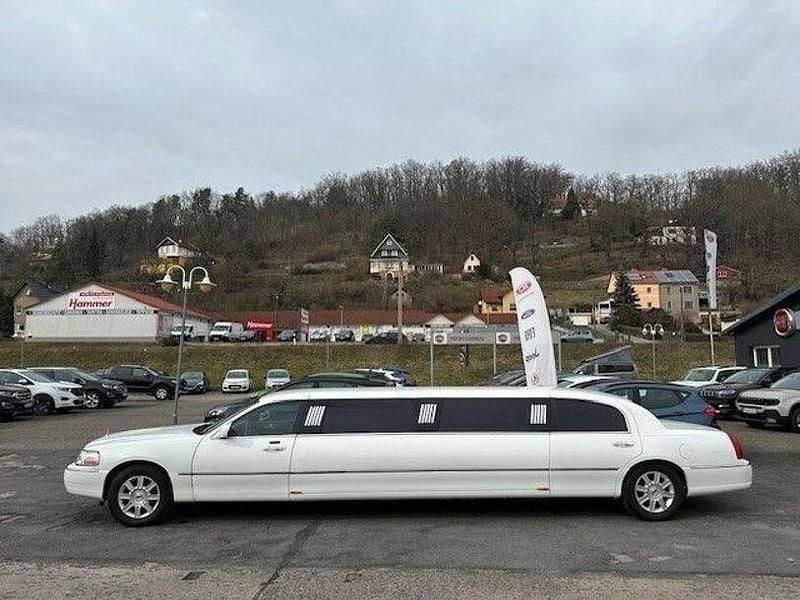 Gebraucht Lincoln Town Car 242 PS (177 kW) 2006 Weiß Limousine