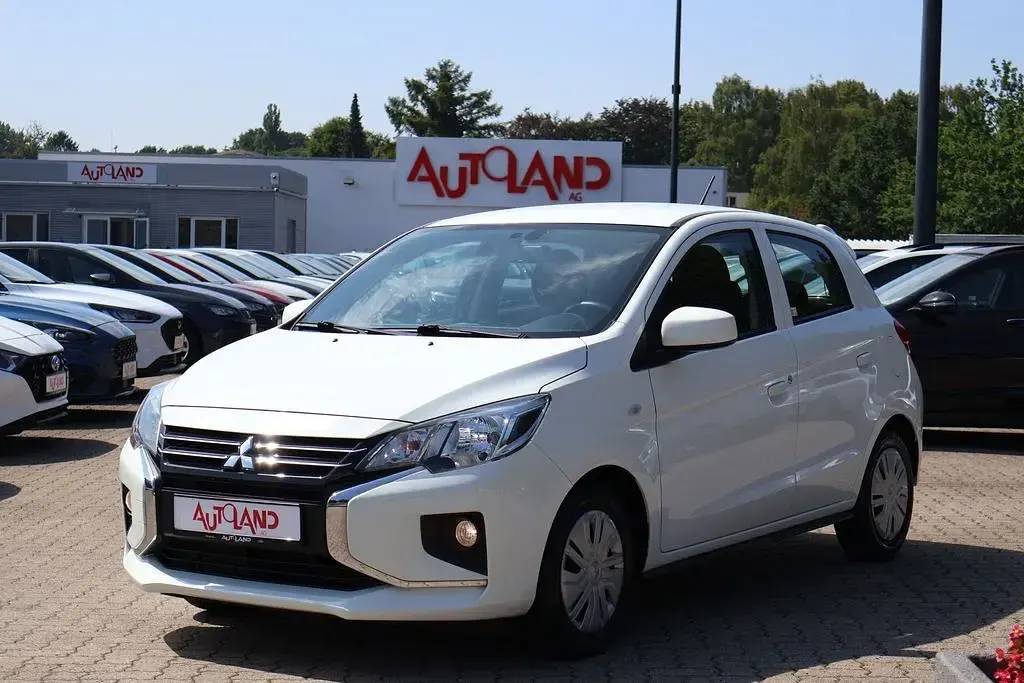 Gebraucht Mitsubishi Space Star Select 80 PS (58 kW) 2022 Weiß Kleinwagen