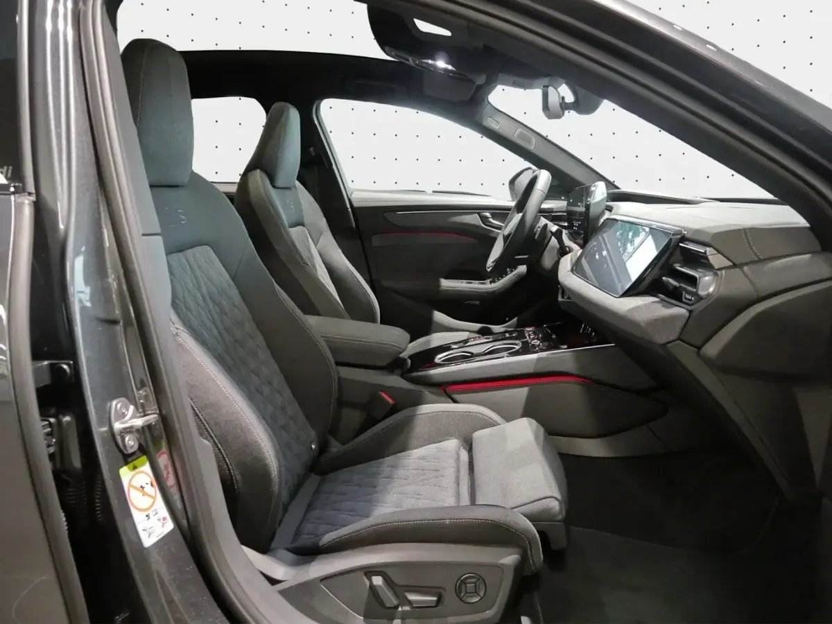 Gebraucht Audi A6 Edition .1 367 PS (269 kW) 2025 Daytonagrau perleffekt Limousine