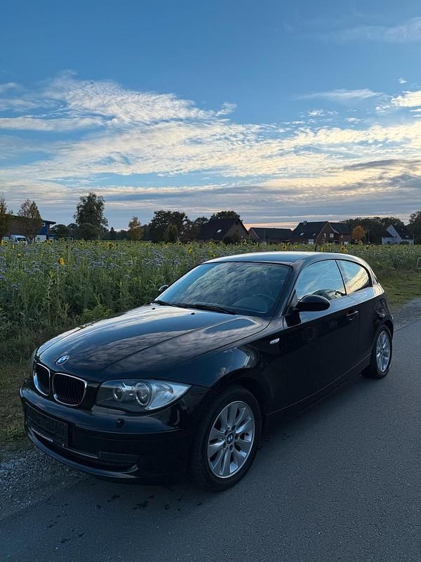 Schwarz Gebraucht 2008 BMW 116 Advantage Kleinwagen | 4.500 € - Bild 1/4