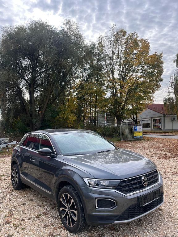 Gebraucht VW T-Roc Style 150 PS (110 kW) 2021 Grau SUV