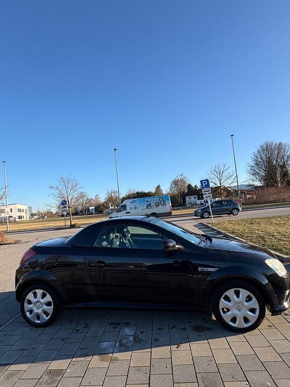 Gebraucht Opel Tigra Edition 90 PS (66 kW) 2010 Schwarz Cabrio
