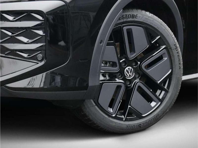 Neu VW T-Roc R-line 150 PS (110 kW) 2026 Grenadillschwarz metallic SUV