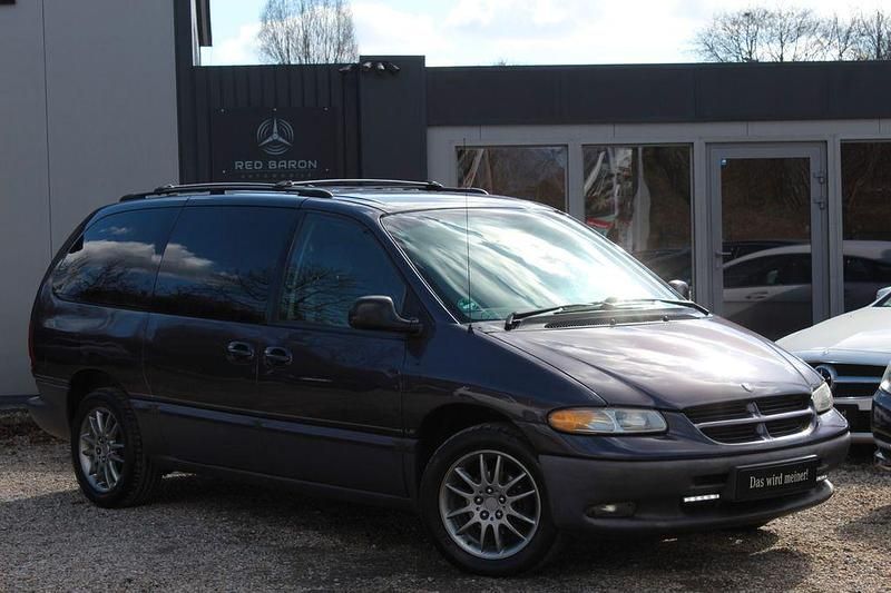 Gebraucht Dodge Grand Caravan 167 PS (122 kW) 1997 Grau Van / Kleinbus