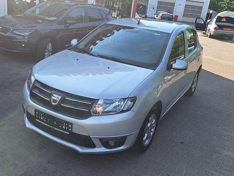 Gebraucht Dacia Sandero Lauréate 90 PS (66 kW) 2016 Grau Kleinwagen
