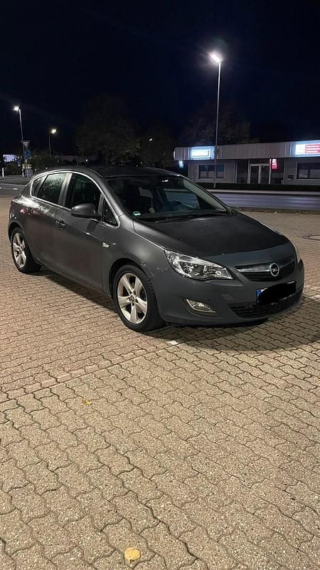 Gebraucht Opel Astra 125 PS (91 kW) 2010 Grau Kombi