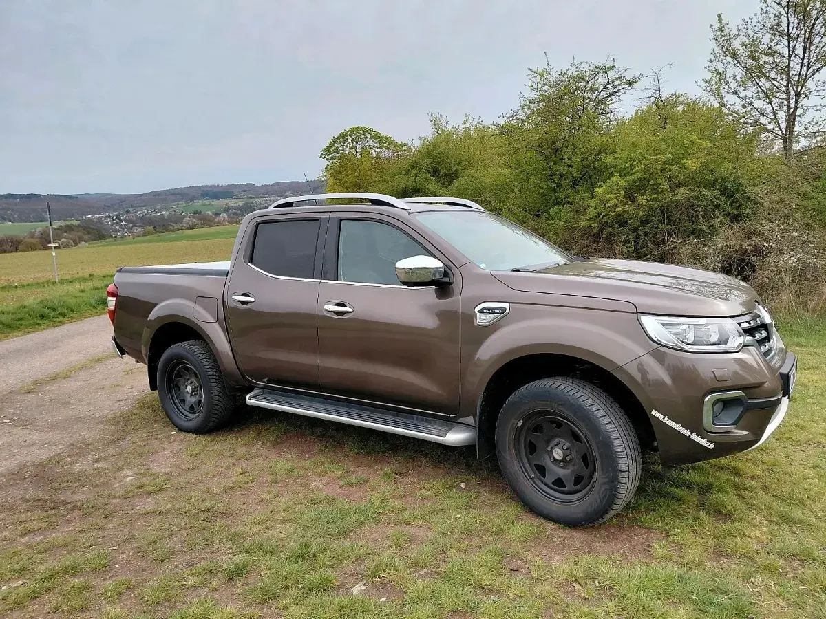 Gebraucht Renault Alaskan 190 PS (139 kW) 2019 Braun Pickup