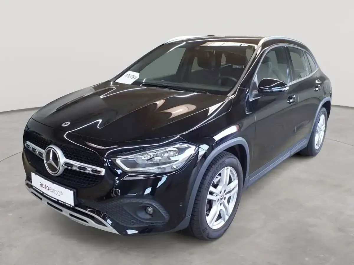 Gebraucht Mercedes GLA200 Style 163 PS (119 kW) 2021 Nachtschwarz SUV