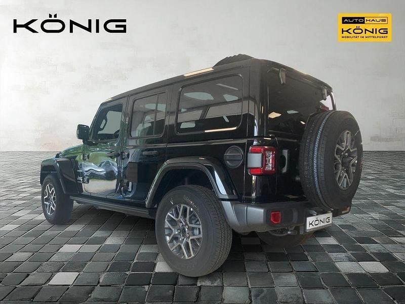 Neu Jeep Wrangler Sahara 272 PS (200 kW) 2025 Schwarz SUV