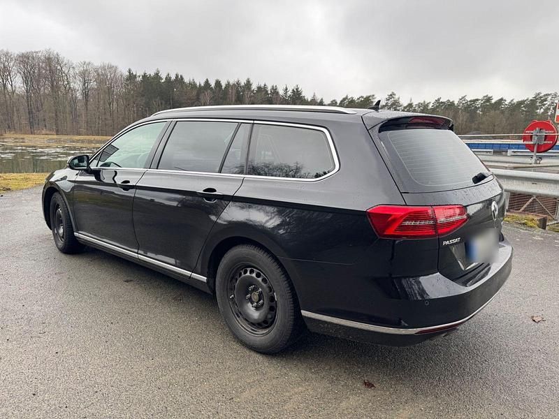 Gebraucht VW Passat Highline 190 PS (139 kW) 2015 Schwarz Kombi