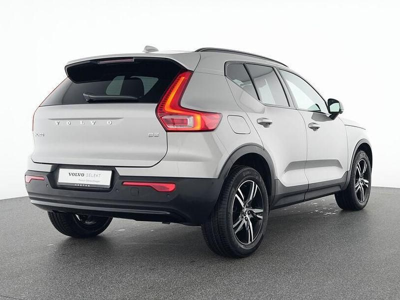 Gebraucht Volvo XC40 Plus 163 PS (119 kW) 2025 Silber SUV