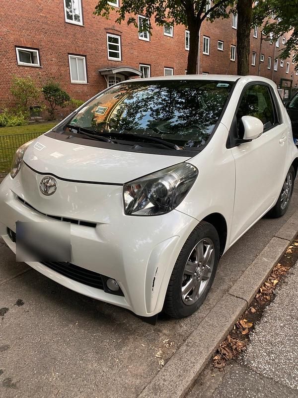 Gebraucht Toyota iQ 62 PS (45 kW) 2009 Weiß Kleinwagen