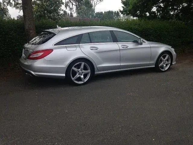 Gebraucht Mercedes CLS350 Shooting Brake 265 PS (194 kW) 2012 Silber Kombi