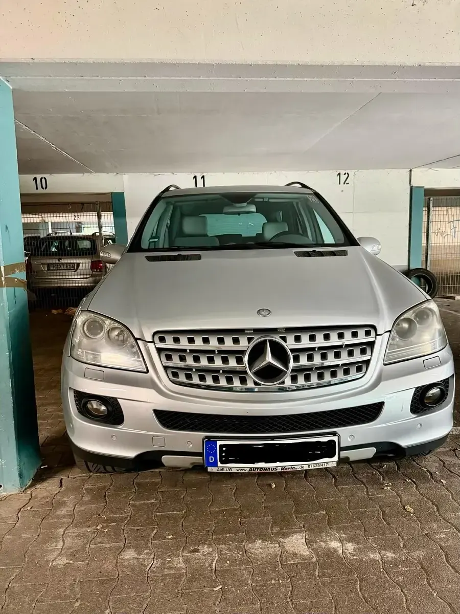 Gebraucht Mercedes ML320 224 PS (164 kW) 2005 Grau SUV