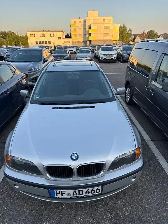 Gebraucht BMW 318 143 PS (105 kW) 2003 Grau Limousine