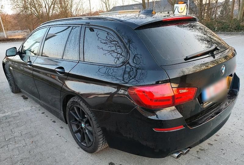 Gebraucht BMW 535 300 PS (220 kW) 2011 Schwarz Kombi